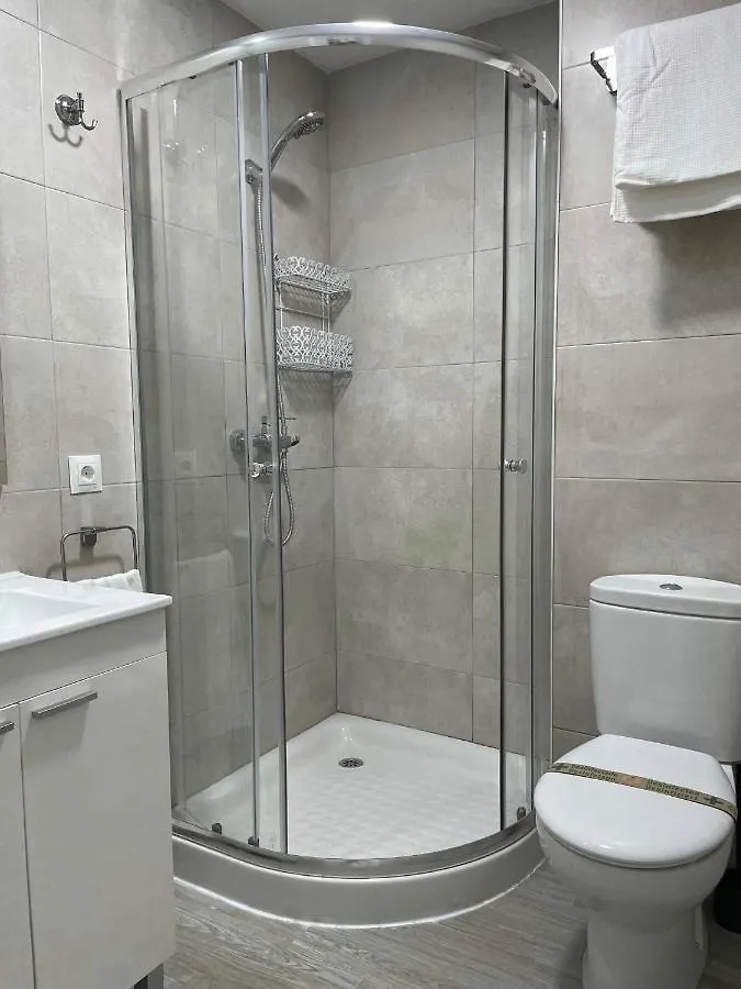 Apartamento con piscina a 500m de la playa en Benalmadena Costa España